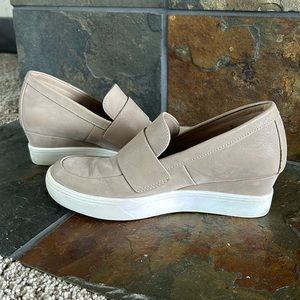 Mia women’s wedges
